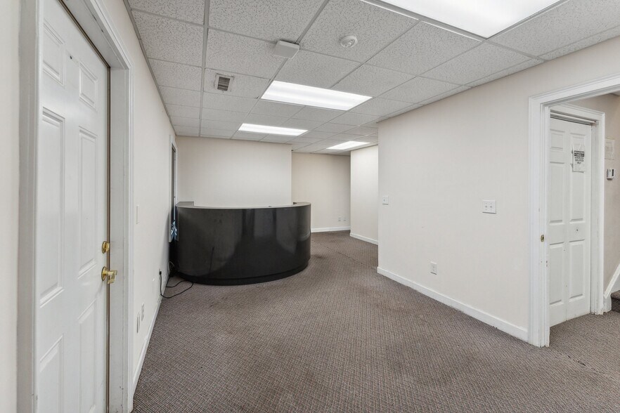 More Photos Of 3816-3826 Bland Rd, Raleigh Office For Sale