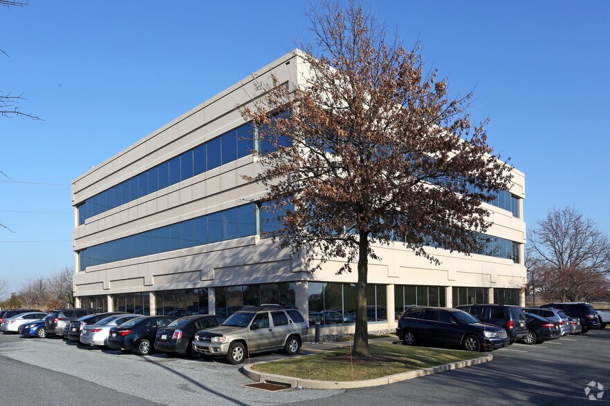 More Photos Of 300 Stevens Dr, Lester Office For Lease