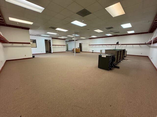 More Photos Of 813 Morrow St, Austin Flex For Lease