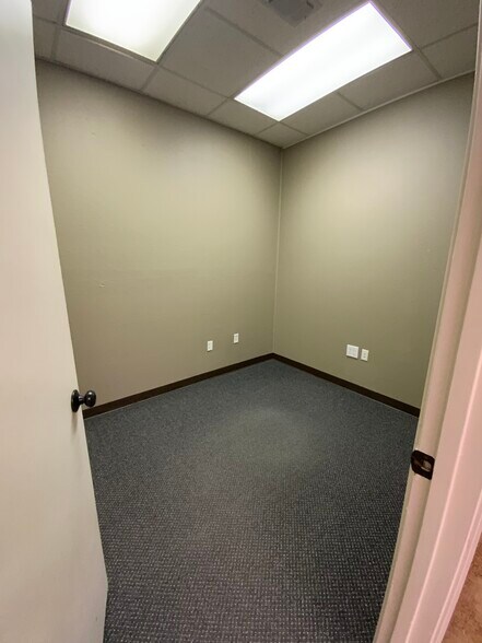More Photos Of 1214 S 31st St, Temple Office For Lease