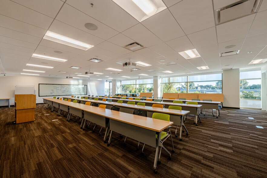 More Photos Of 900 Concar Dr, San Mateo Office For Lease