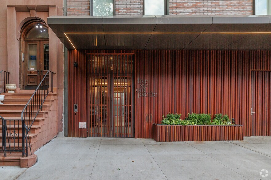 More Photos Of 24 4th Ave, Brooklyn Apartments For Sale