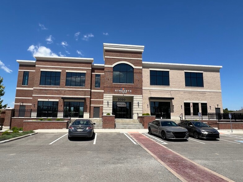 More Photos Of 1010 Vintage Club Blvd, Montgomery Office For Lease
