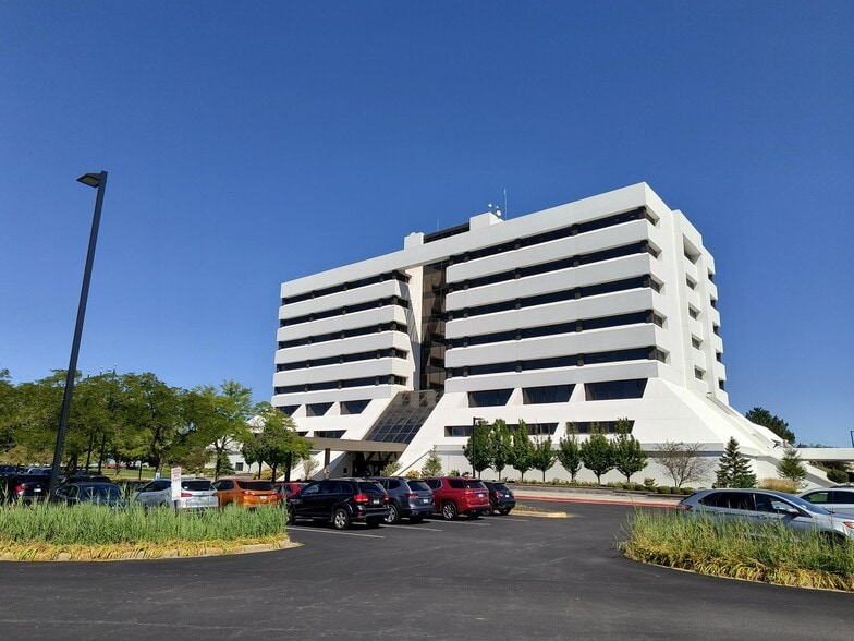 More Photos Of 8585 Broadway, Merrillville Office For Lease