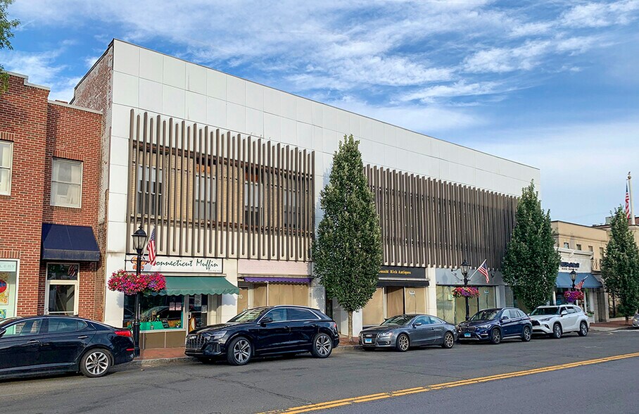 More Photos Of 108-118 Main St, New Canaan Storefront Retail Office For Lease