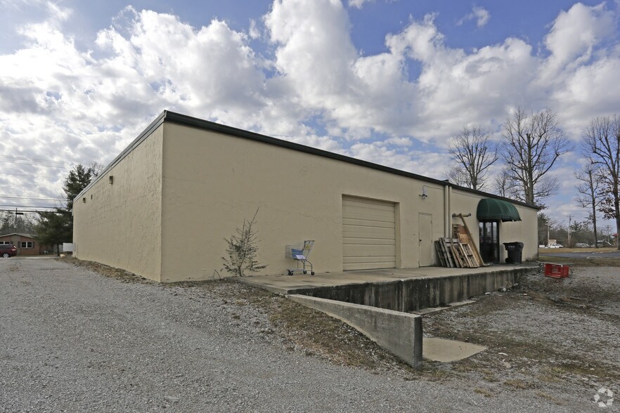 More Photos Of 1700 West Ave, Crossville Office For Lease