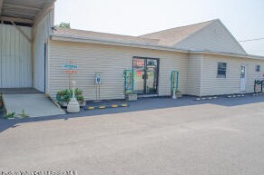 More Photos Of 2530-2534 US Route 9W, Ravena Showroom For Sale