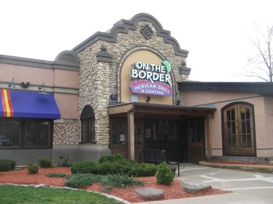 Primary Photo Of 2651 Prince William Pky, Woodbridge Restaurant For Lease
