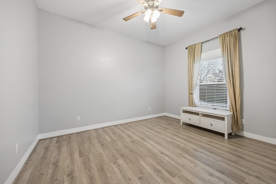 More Photos Of 10347 Pless Rd, Cat Spring Land For Sale