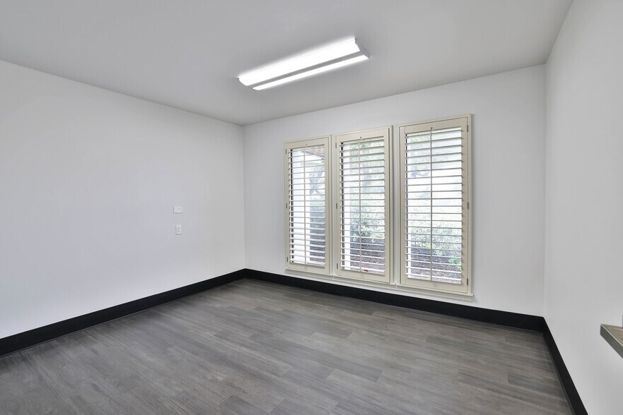 More Photos Of 2504 Samaritan Dr, San Jose Medical For Lease