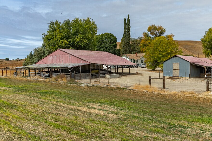More Photos Of 13625 Ca-46, Paso Robles Land For Sale