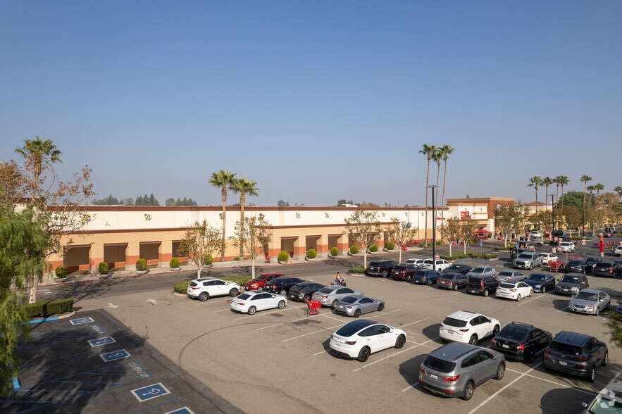 More Photos Of 3808-3860 Grand Ave, Chino Unknown For Lease