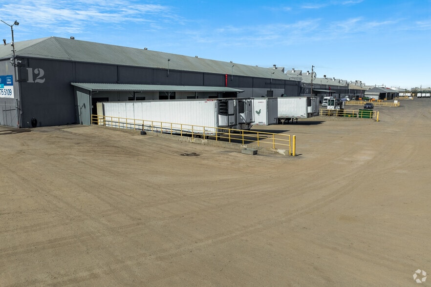 More Photos Of 1515-1521 S Fresno Ave, Stockton Warehouse For Lease