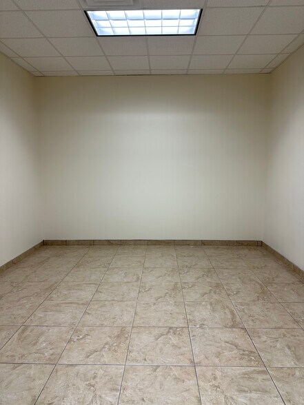 More Photos Of , McAllen Flex For Sale