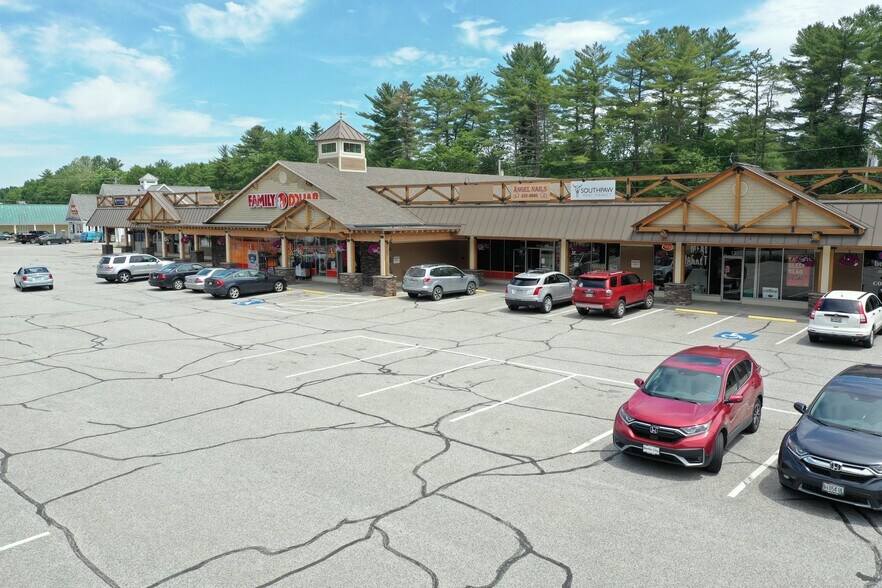More Photos Of 1233 Roosevelt Trl, Raymond Storefront For Lease