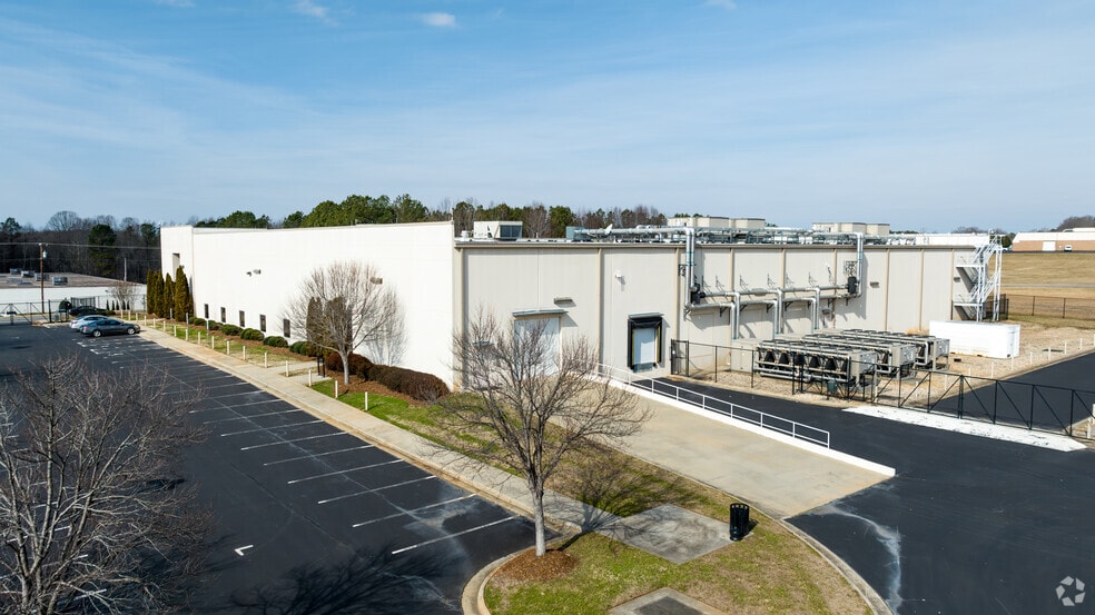 More Photos Of 2436 Penny Rd, Claremont Industrial For Sale