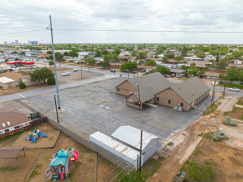 More Photos Of 1001 Austin St, Midland Religious Facility For Sale