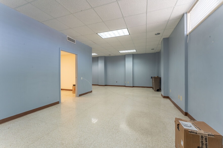 More Photos Of 7370 Chef Menteur Hwy, New Orleans Lodge Meeting Hall For Sale