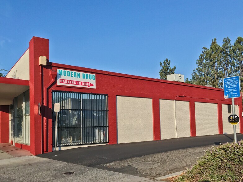 More Photos Of 3032-3044 Tulare St, Fresno Medical For Lease