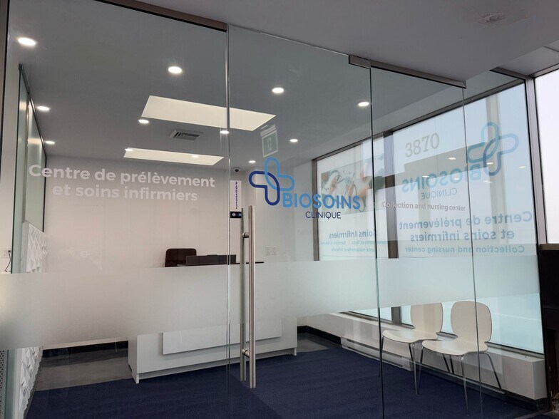 More Photos Of 3858-3870 Notre-Dame, Laval Office For Sale