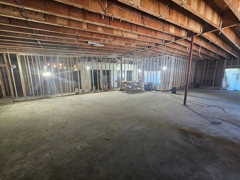 More Photos Of 206 & 210 Tumwater Blvd SW, Tumwater Unknown For Lease