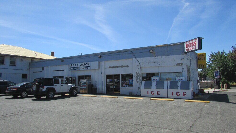 Primary Photo Of 400 E St, Tulelake Convenience Store For Sale