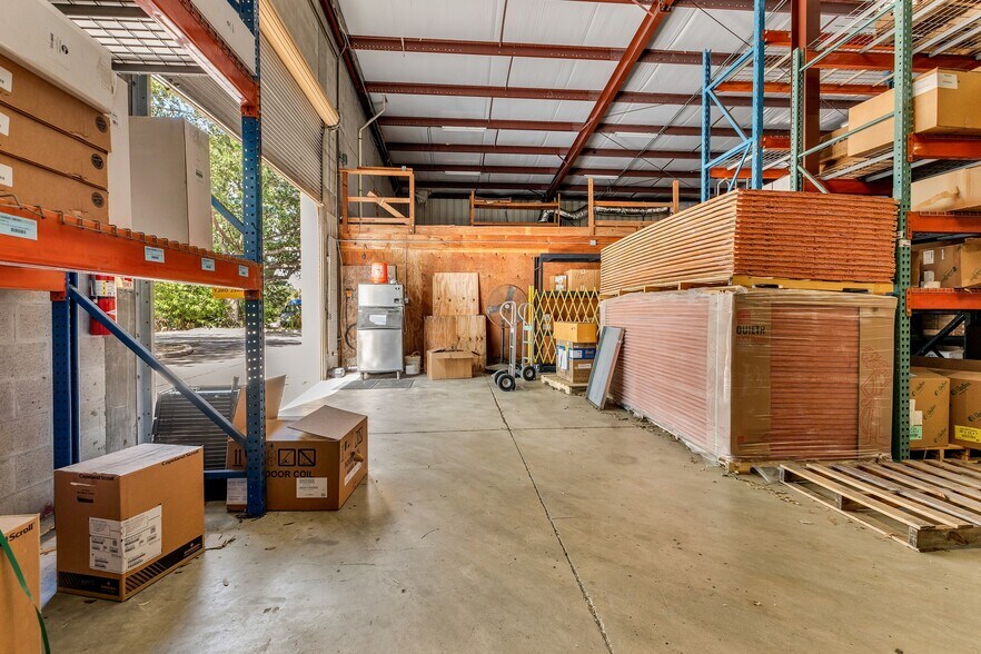 More Photos Of 18230 Paulson Dr, Port Charlotte Warehouse For Sale