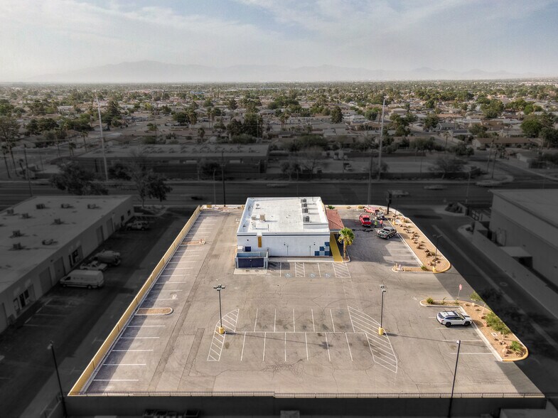 More Photos Of 4465 E Sahara Ave, Las Vegas Bar For Sale