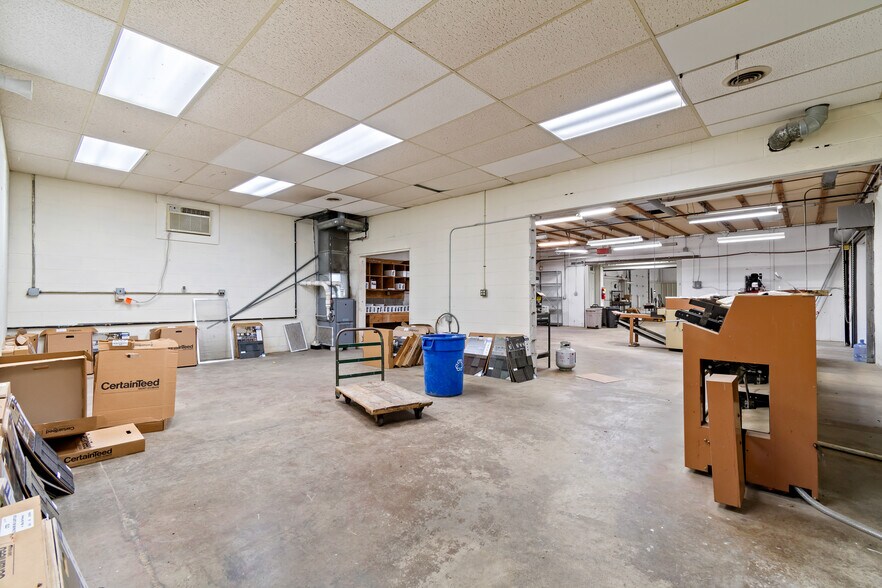 More Photos Of 8028 Newark Rd, Mount Vernon Industrial For Sale