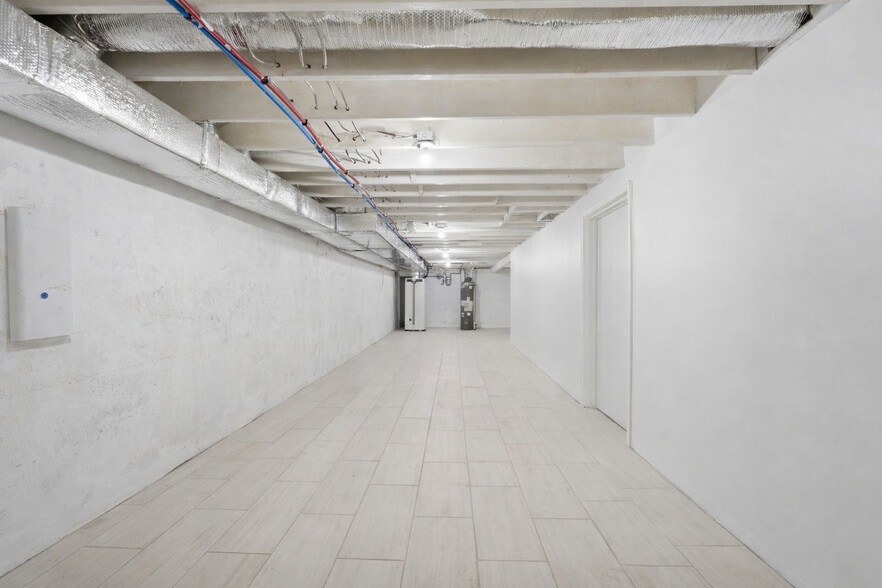 More Photos Of 27-16 Broadway, Fair Lawn Land For Lease