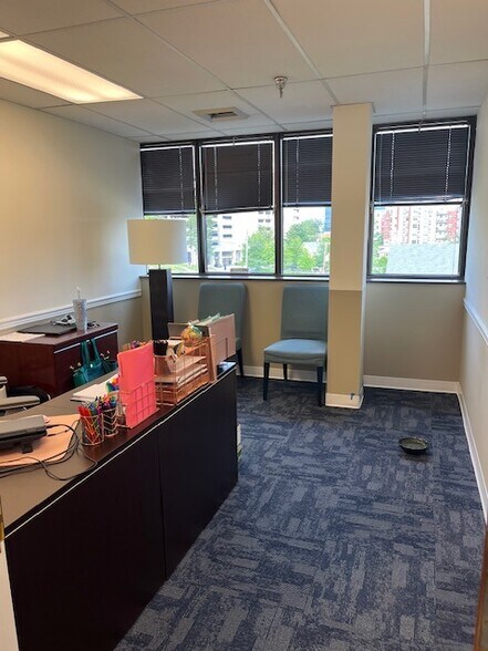 More Photos Of 606 Baltimore Ave, Towson Medical For Sale