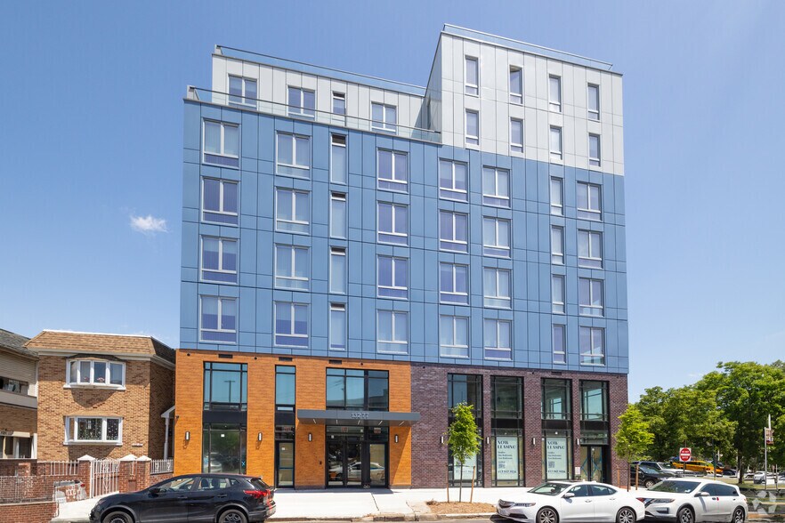 More Photos Of 132-77 Metropolitan Avenue, Kew Gardens Apartments For Lease