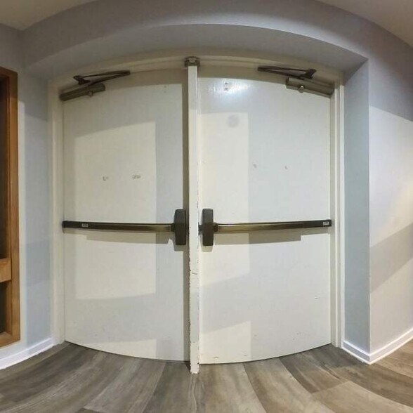 More Photos Of 555 SW Maynard Rd, Cary Religious Facility For Sale