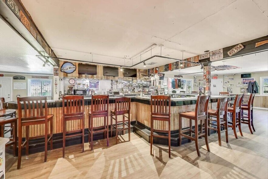 More Photos Of 26211 W IL Route 173, Antioch Restaurant For Sale