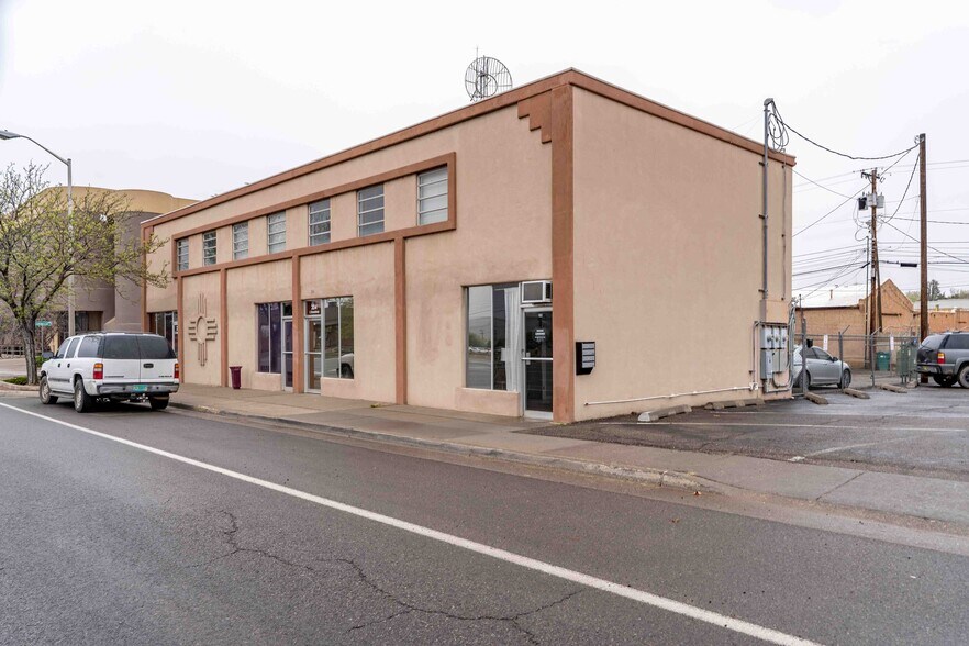 More Photos Of 120 S Commercial Ave, Farmington Office For Sale