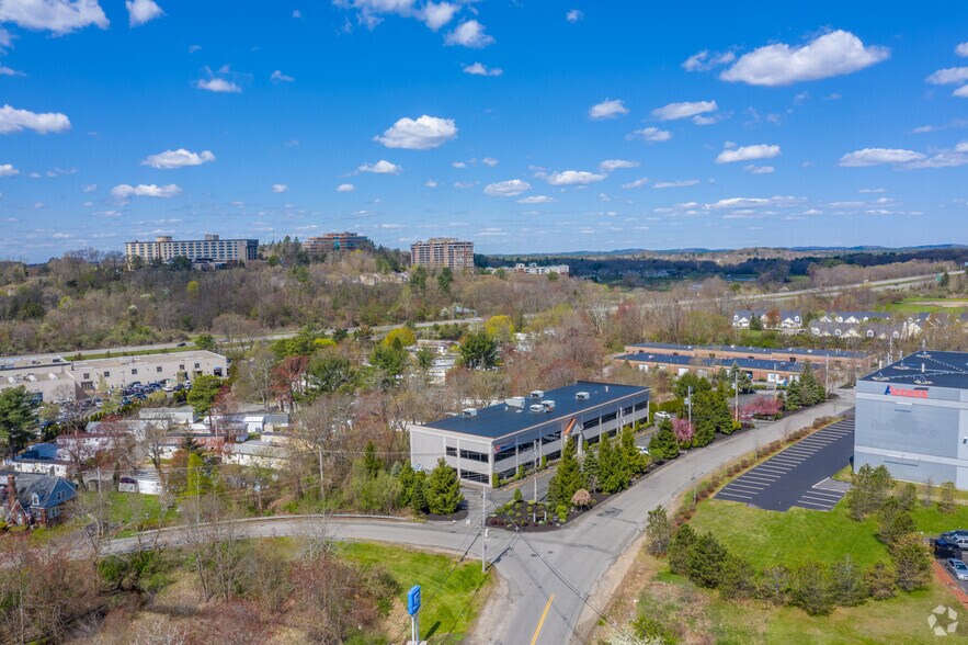 More Photos Of 230 North St, Danvers Medical For Lease