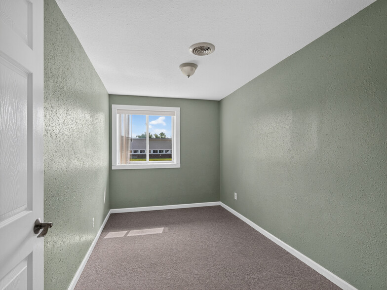More Photos Of 200 S 4th St, Kawkawlin Assisted Living For Sale