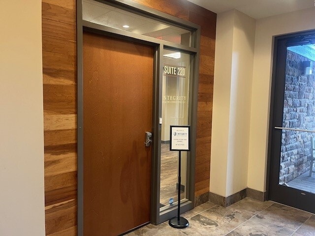 More Photos Of 100 Bradford Rd, Wexford Medical For Lease