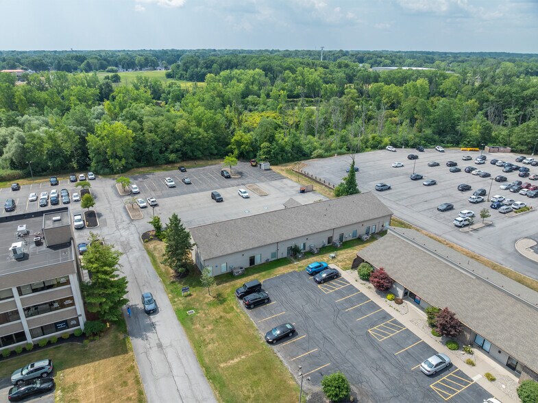 More Photos Of 121 Erie Canal Dr, Rochester Medical For Sale