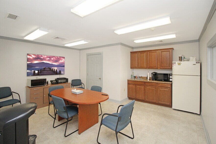 More Photos Of 2170 Route 57 W, Washington Light Manufacturing For Lease