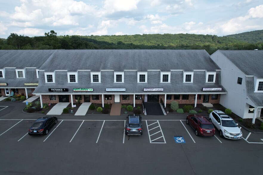 More Photos Of 4137 Whitney Ave, Hamden Unknown For Lease