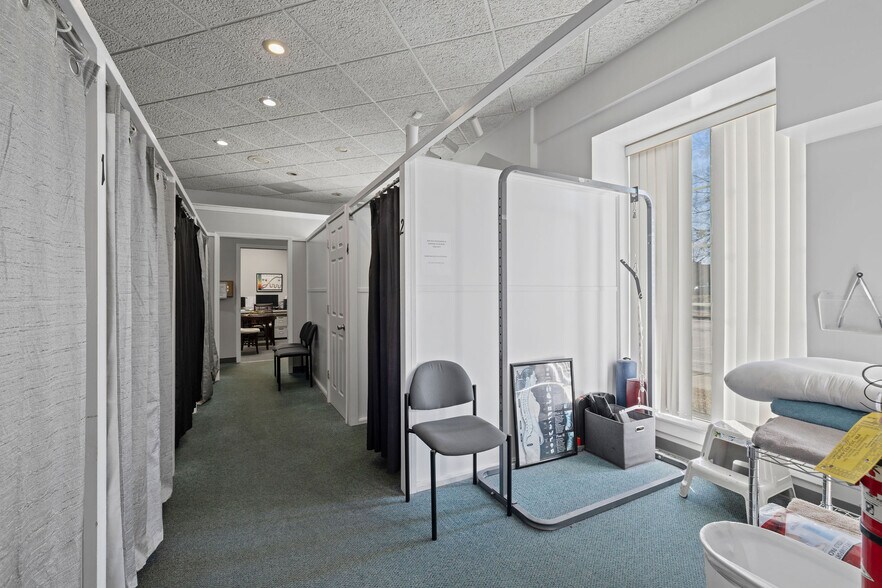 More Photos Of 2601 Herritage st, Kinston Medical For Sale