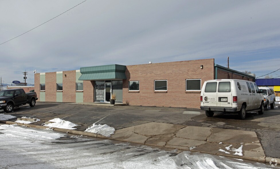 More Photos Of 2120 S Grape St, Denver Office For Lease