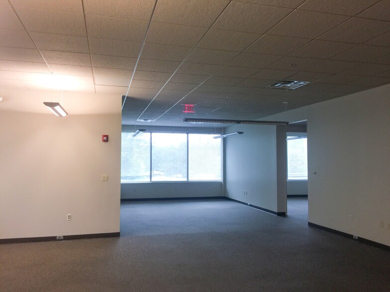 More Photos Of 145 Nobel Ct, Alpharetta Office Residential For Sale