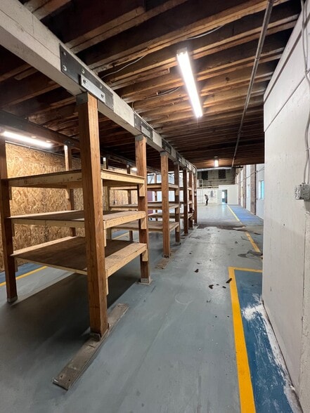 More Photos Of 58 Pulaski St, Peabody Manufacturing For Lease