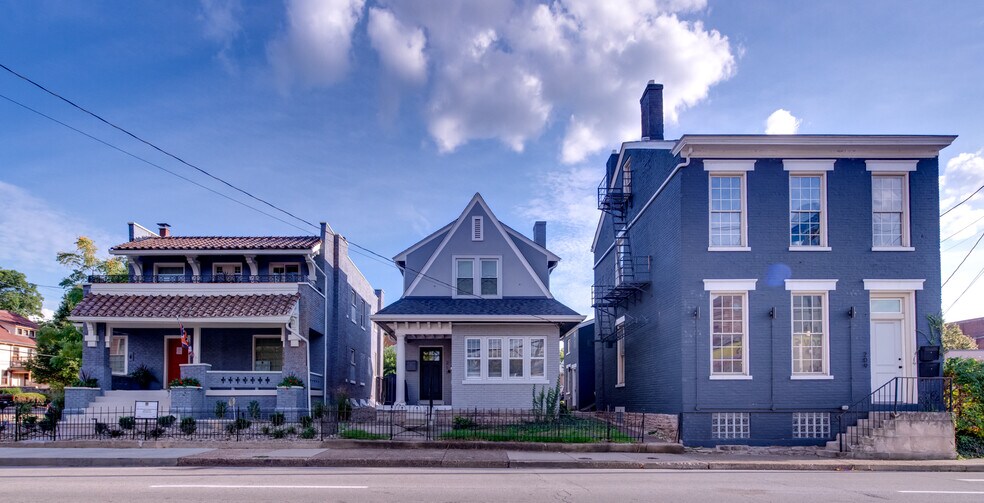 More Photos Of 209 E 4th St, Covington Office For Lease