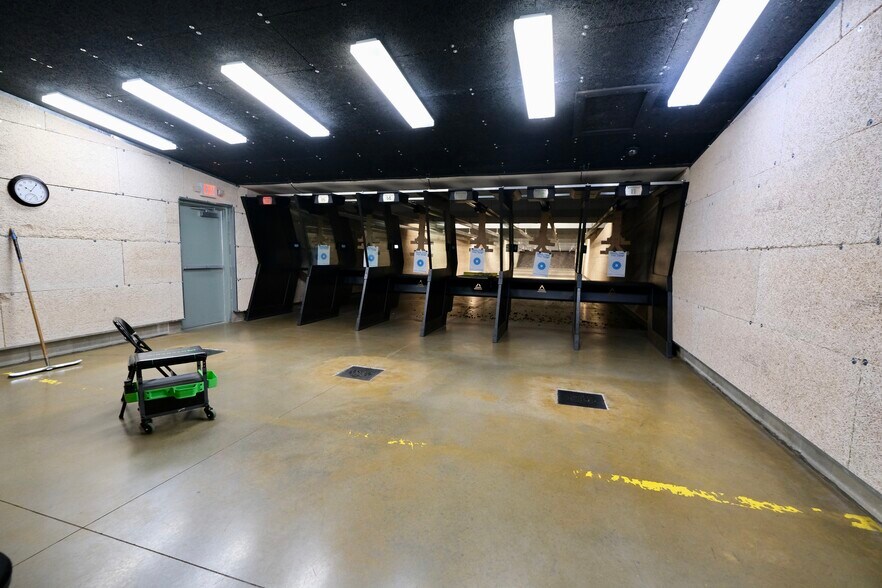 More Photos Of 3100 Woodall Dr, Cedar Park General Retail For Sale