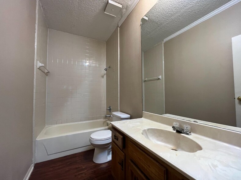 More Photos Of 7405 Avenue X, Lubbock Apartments For Sale