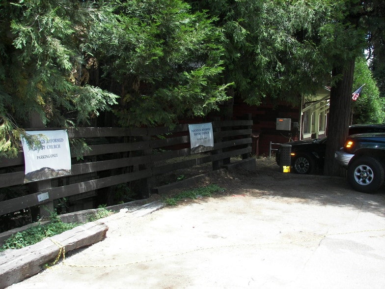 More Photos Of 23382 Crest Forest Dr, Crestline Freestanding For Sale