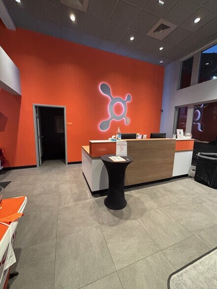 More Photos Of 250 E Harmony Rd, Fort Collins General Retail For Sale